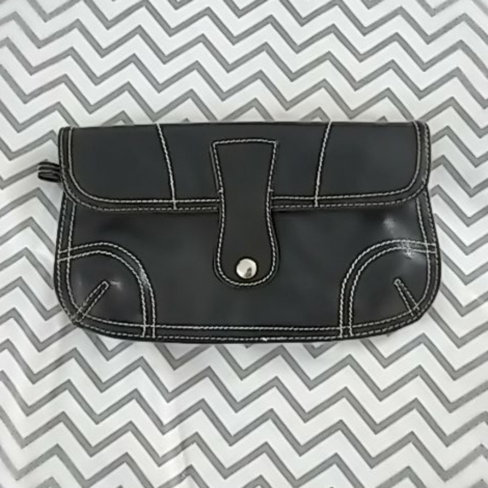 Clutch purse